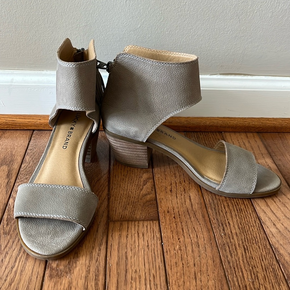 🆕 Lucky Brand Block Heels